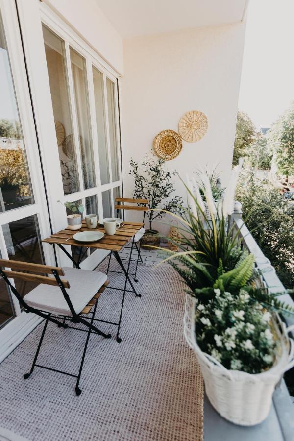 Traber Apartments Im Herzen Leipzigs Balkon Parkplatz מראה חיצוני תמונה